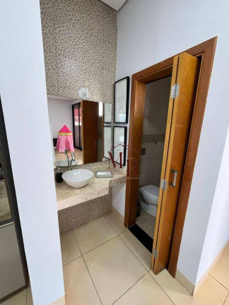Imagem Casa com 5 Quartos à Venda, 229 m² em Parque Residencial Do Lago - Votuporanga