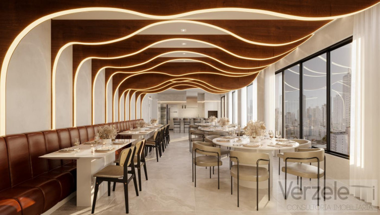 Imagem Imóvel com 4 Quartos à Venda, 145 m² em Centro - Balneário Camboriú Imagem Imóvel com 4 Quartos à Venda, 145 m² em Centro - Balneário Camboriú