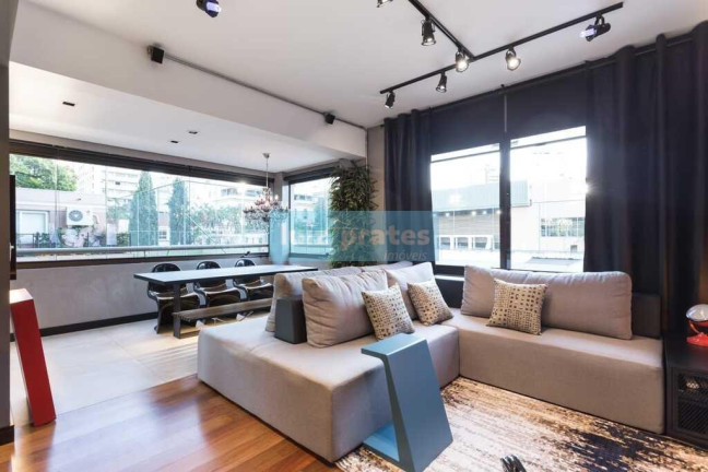 Imagem Apartamento com 2 Quartos à Venda, 94 m² em Moinhos De Vento - Porto Alegre