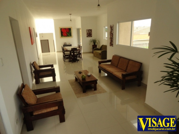 Imagem Casa com 3 Quartos à Venda, 255 m² em Vila Branca - Jacareí