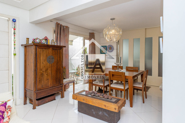 Imagem Casa com 3 Quartos à Venda, 197 m² em Vila Cordeiro - São Paulo Imagem Casa com 3 Quartos à Venda, 197 m² em Vila Cordeiro - São Paulo