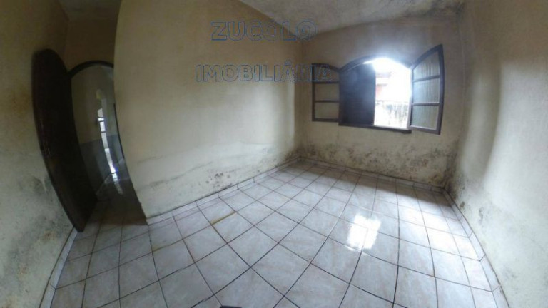 Imagem Casa com 1 Quarto à Venda, 800 m² Imagem Casa com 1 Quarto à Venda, 800 m²