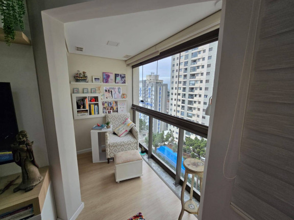 Imagem Apartamento com 2 Quartos à Venda, 59 m² em Capão Raso - Curitiba