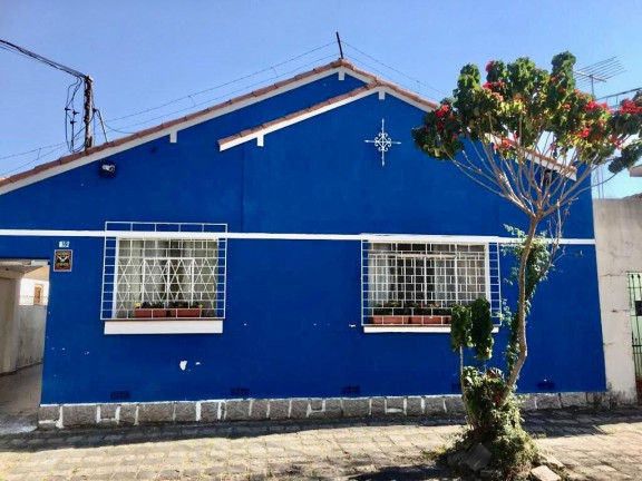 Imagem Casa com 4 Quartos à Venda, 232 m² em Rebouças - Curitiba