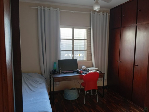 Imagem Casa com 3 Quartos à Venda, 242 m² em Jardim Santana - Franca Imagem Casa com 3 Quartos à Venda, 242 m² em Jardim Santana - Franca
