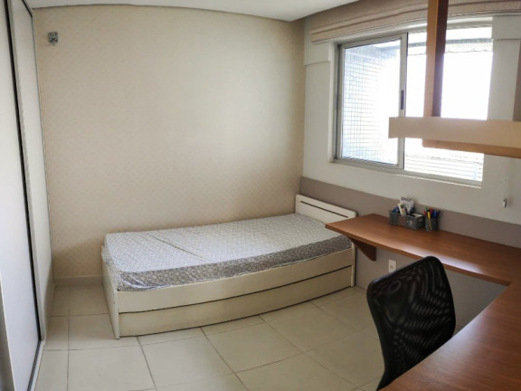 Imagem Imóvel com 3 Quartos à Venda, 127 m² em Dom Pedro I - Manaus Imagem Imóvel com 3 Quartos à Venda, 127 m² em Dom Pedro I - Manaus