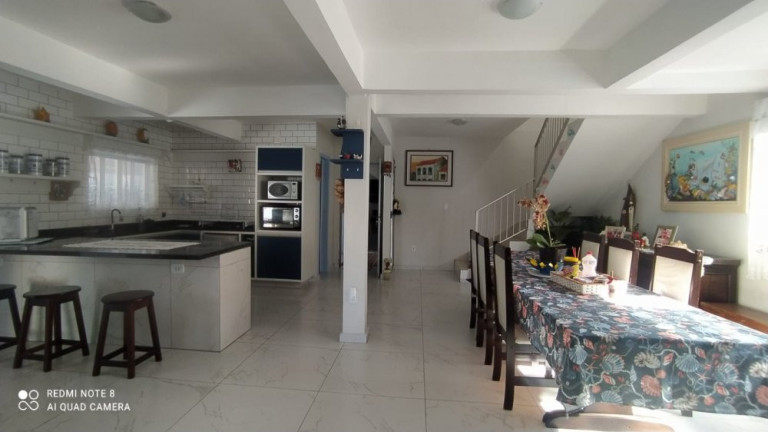 Imagem Sobrado com 4 Quartos à Venda, 240 m² em Itapuã - Pontal Do Paraná