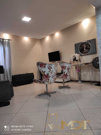 Imagem Casa com 3 Quartos à Venda, 180 m² em Céu Azul - Belo Horizonte