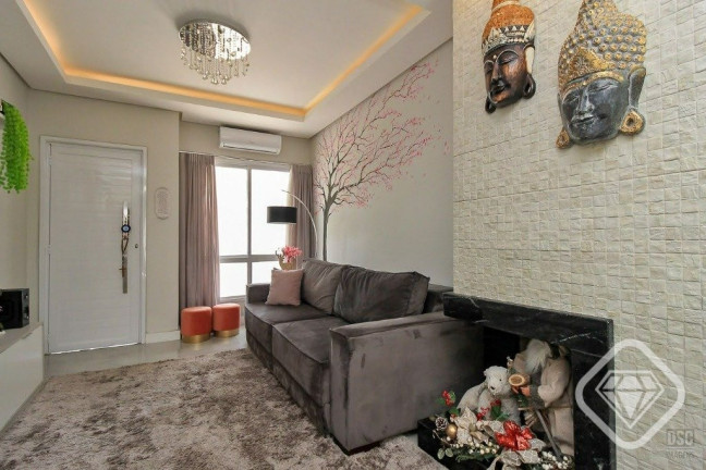 Imagem Casa com 2 Quartos à Venda,  em Hípica - Porto Alegre