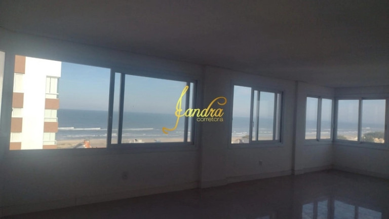 Imagem Apartamento com 5 Quartos à Venda, 200 m² em Navegantes - Capão Da Canoa