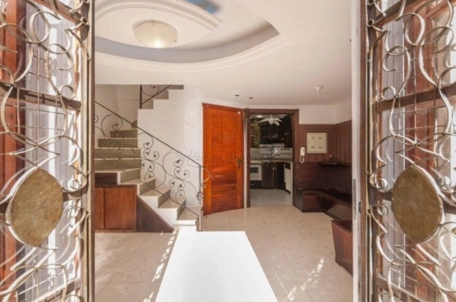 Imagem Casa com 3 Quartos à Venda, 167 m² em Sétimo Céu - Porto Alegre Imagem Casa com 3 Quartos à Venda, 167 m² em Sétimo Céu - Porto Alegre