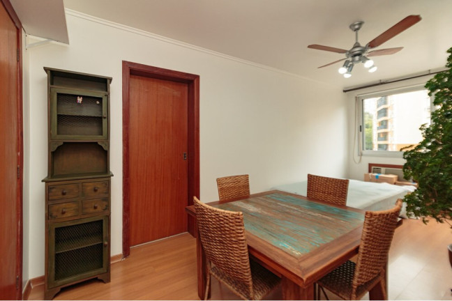 Foto do imóvel Apartamento com 1 Quarto à Venda, 46 m² em Mont Serrat - Porto Alegre