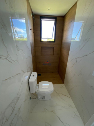 Imagem Sobrado com 3 Quartos à Venda, 182 m² em Ingleses Do Rio Vermelho - Florianópolis