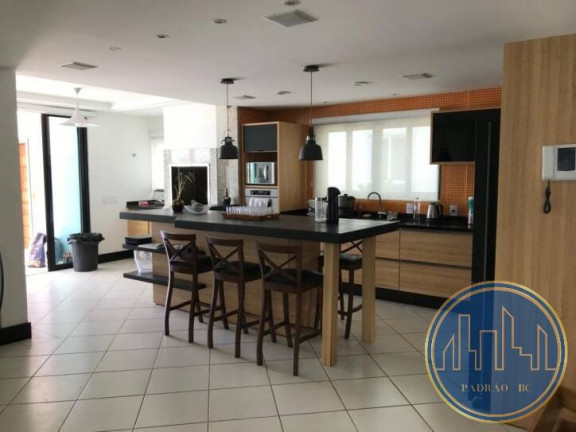 Imagem Casa com 4 Quartos para Temporada, 380 m² em Estaleiro - Balneário Camboriú Imagem Casa com 4 Quartos para Temporada, 380 m² em Estaleiro - Balneário Camboriú