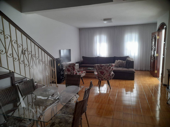 Imagem Sobrado com 4 Quartos à Venda, 255 m² em Chácara Do Visconde - Taubaté Imagem Sobrado com 4 Quartos à Venda, 255 m² em Chácara Do Visconde - Taubaté