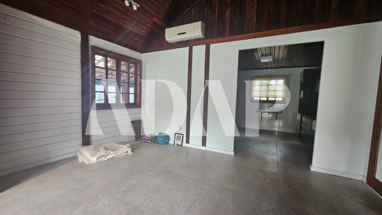 Imagem Casa com 2 Quartos à Venda, 150 m² em Vargem Pequena - Rio De Janeiro Imagem Casa com 2 Quartos à Venda, 150 m² em Vargem Pequena - Rio De Janeiro