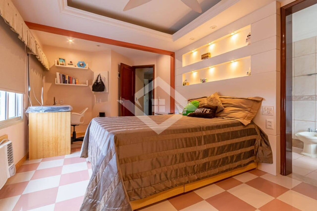 Imagem Apartamento com 4 Quartos à Venda, 563 m² em Lagoa - Rio De Janeiro Imagem Apartamento com 4 Quartos à Venda, 563 m² em Lagoa - Rio De Janeiro