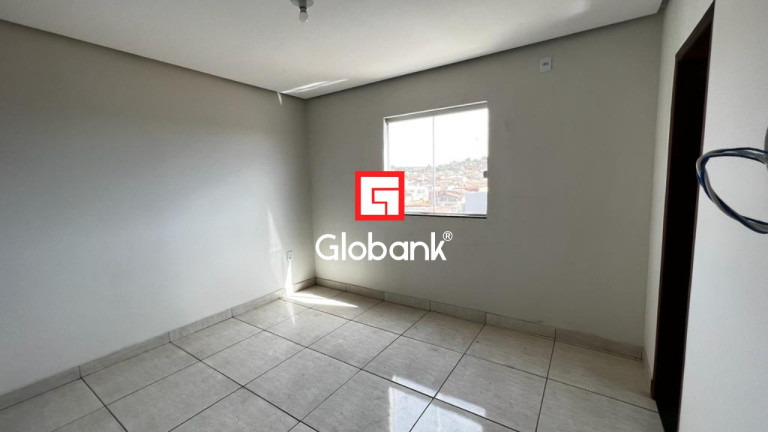 Imagem Apartamento com 3 Quartos para Alugar, 75 m² em Vila Sumaré - Montes Claros Imagem Apartamento com 3 Quartos para Alugar, 75 m² em Vila Sumaré - Montes Claros