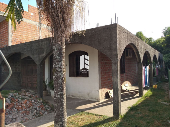 Imagem Casa com 2 Quartos à Venda, 720 m² em Nossa Senhora Medianeira - Santa Maria Imagem Casa com 2 Quartos à Venda, 720 m² em Nossa Senhora Medianeira - Santa Maria