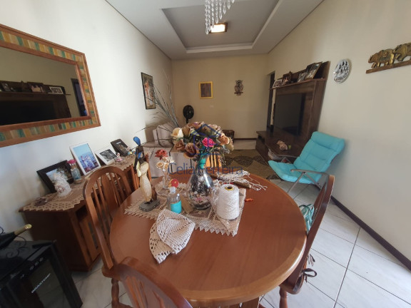 Imagem Casa com 3 Quartos à Venda, 238 m² em Martim De Sa - Caraguatatuba