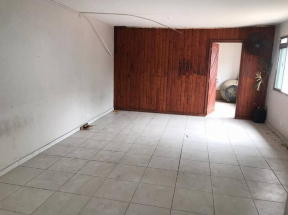 Imagem Casa com 1 Quarto à Venda, 250 m² em Socorro - São Paulo Imagem Casa com 1 Quarto à Venda, 250 m² em Socorro - São Paulo