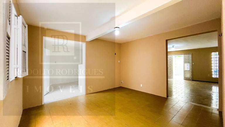 Imagem Casa com 3 Quartos à Venda, 210 m² em álvaro Weyne - Fortaleza Imagem Casa com 3 Quartos à Venda, 210 m² em álvaro Weyne - Fortaleza