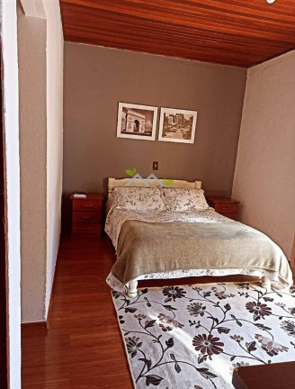 Imagem Casa com 3 Quartos à Venda, 170 m² em Vila Marinella - Campos Do Jordão Imagem Casa com 3 Quartos à Venda, 170 m² em Vila Marinella - Campos Do Jordão