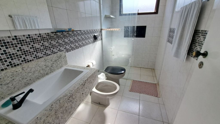 Imagem Apartamento com 3 Quartos à Venda, 135 m² em Astúrias - Guarujá Imagem Apartamento com 3 Quartos à Venda, 135 m² em Astúrias - Guarujá
