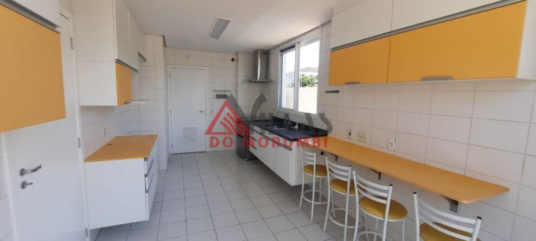 Imagem Sobrado com 3 Quartos à Venda, 300 m² em Vila Suzana - São Paulo