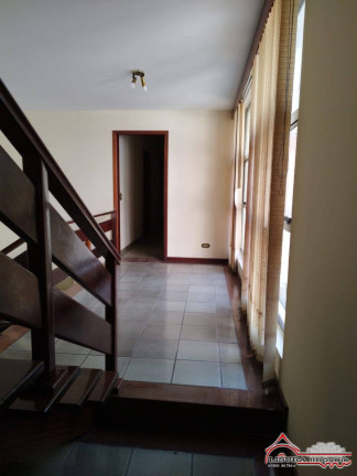 Imagem Casa com 9 Quartos para Alugar, 600 m² em Centro - Jacareí