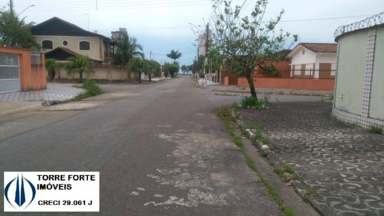 Imagem Casa com 4 Quartos à Venda, 180 m² em Jardim Imperador - Praia Grande Imagem Casa com 4 Quartos à Venda, 180 m² em Jardim Imperador - Praia Grande