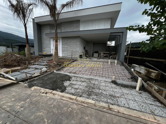 Imagem Casa com 3 Quartos à Venda, 174 m² em Pedra Branca - Palhoça Imagem Casa com 3 Quartos à Venda, 174 m² em Pedra Branca - Palhoça
