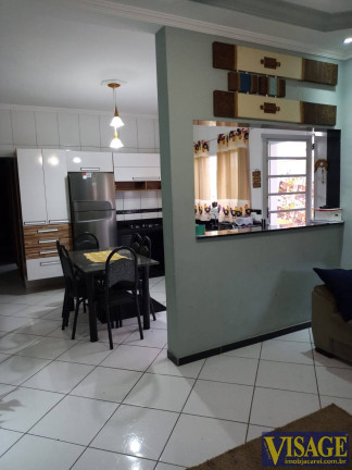 Casa com 3 Quartos à Venda,  em Pq. Dos Sinos - Jacareí