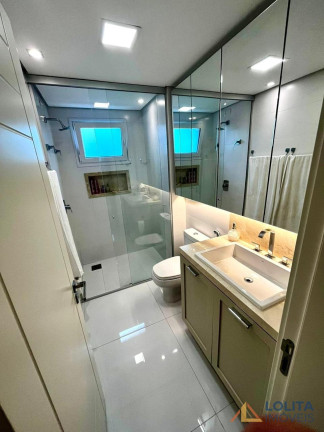 Imagem Apartamento com 3 Quartos à Venda, 122 m² em Agronômica - Florianópolis Imagem Apartamento com 3 Quartos à Venda, 122 m² em Agronômica - Florianópolis