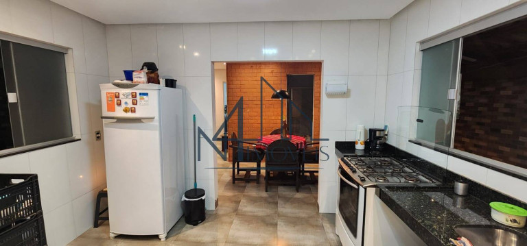 Imagem Casa com 3 Quartos à Venda, 224 m² em Mansões águas Quentes - Caldas Novas