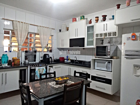 Imagem Casa com 3 Quartos à Venda, 220 m² em Mirandópolis - São Paulo