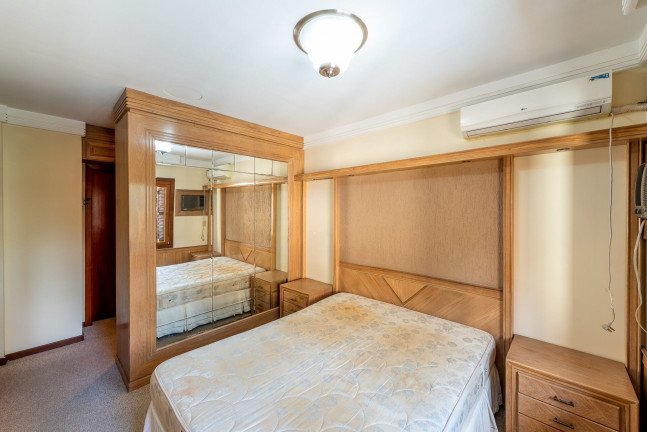 Imagem Cobertura com 3 Quartos à Venda, 191 m² em Petrópolis - Porto Alegre