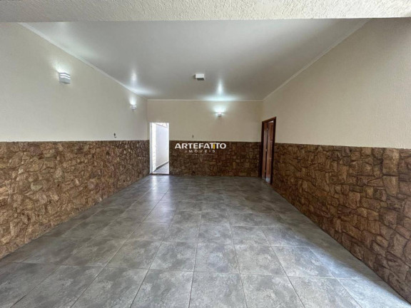Casa com 3 Quartos à Venda, 