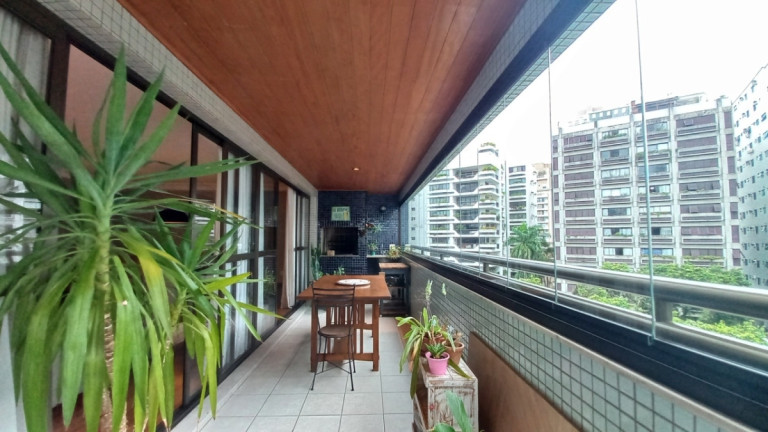 Apartamento com 4 Quartos à Venda, 212 m² em Boqueirão - Santos