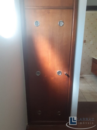 Imagem Imóvel com 3 Quartos à Venda, 131 m² em Centro - Ribeirão Preto Imagem Imóvel com 3 Quartos à Venda, 131 m² em Centro - Ribeirão Preto