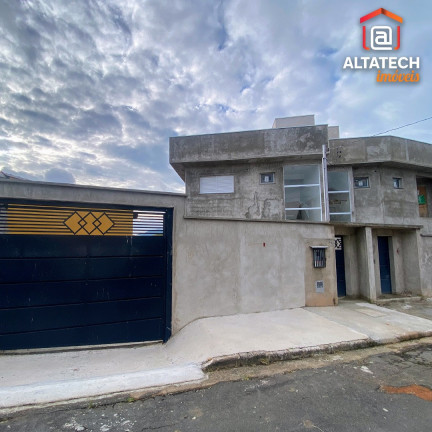Imagem Sobrado com 3 Quartos à Venda, 147 m² em Vila Caio Junqueira - Poços De Caldas Imagem Sobrado com 3 Quartos à Venda, 147 m² em Vila Caio Junqueira - Poços De Caldas