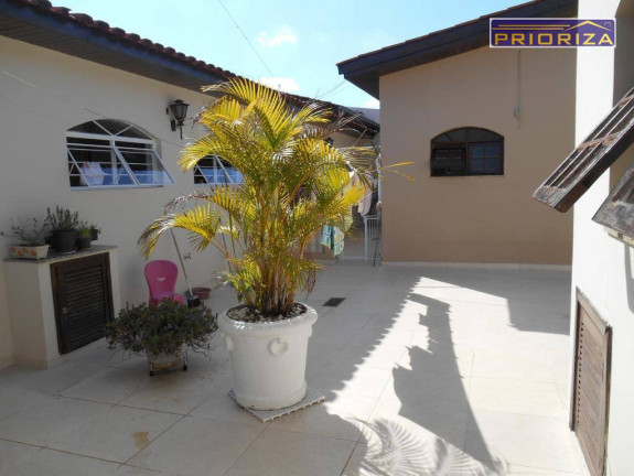 Imagem Casa com 3 Quartos à Venda, 478 m² em Jardim Prestes De Barros - Sorocaba Imagem Casa com 3 Quartos à Venda, 478 m² em Jardim Prestes De Barros - Sorocaba