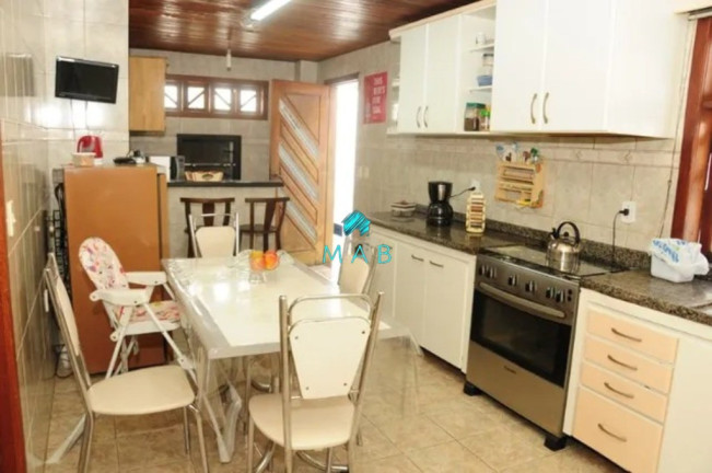 Imagem Sobrado com 3 Quartos à Venda, 320 m² em Ingleses Do Rio Vermelho - Florianópolis Imagem Sobrado com 3 Quartos à Venda, 320 m² em Ingleses Do Rio Vermelho - Florianópolis