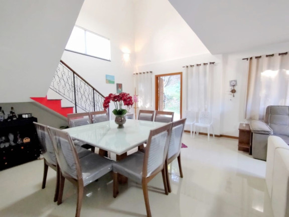 Imagem Casa com 4 Quartos à Venda, 160 m² em Vargem Grande - Teresópolis Imagem Casa com 4 Quartos à Venda, 160 m² em Vargem Grande - Teresópolis