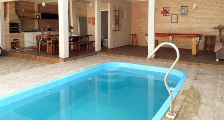 Casa com 4 Quartos à Venda, 166 m² em Capoeiras - Florianópolis