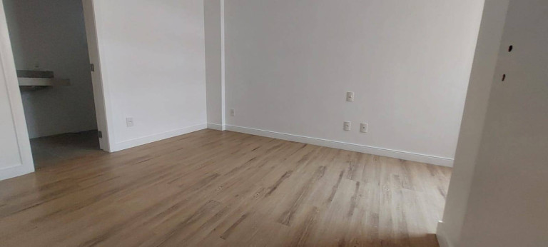 Imagem Apartamento com 4 Quartos à Venda, 101 m² em Itacorubi - Florianópolis Imagem Apartamento com 4 Quartos à Venda, 101 m² em Itacorubi - Florianópolis