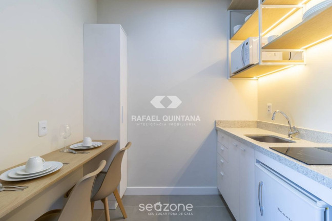 Imagem Apartamento à Venda, 23 m² em Centro - Florianópolis Imagem Apartamento à Venda, 23 m² em Centro - Florianópolis