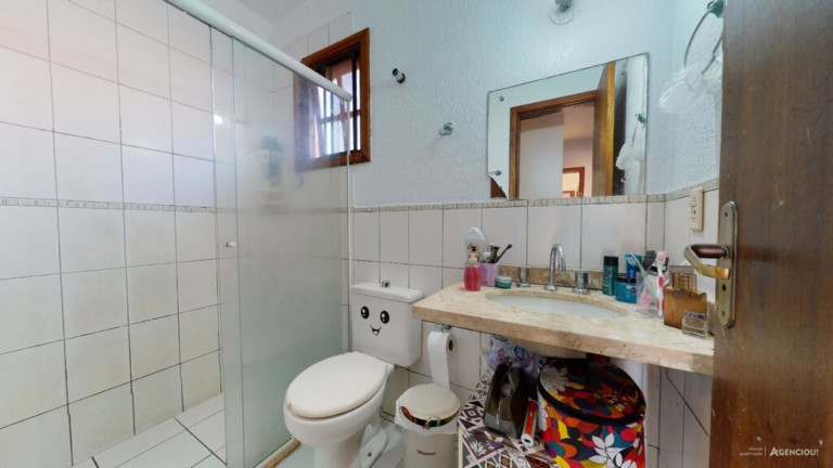 Imagem Imóvel com 3 Quartos à Venda,  em Cavalhada - Porto Alegre