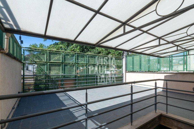 Imagem Casa à Venda ou Locação, 400 m² em Vila Ipojuca - São Paulo