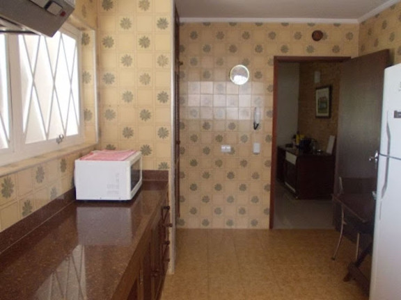 Imagem Casa com 4 Quartos à Venda, 385 m² em Vila Petrópolis - Atibaia Imagem Casa com 4 Quartos à Venda, 385 m² em Vila Petrópolis - Atibaia